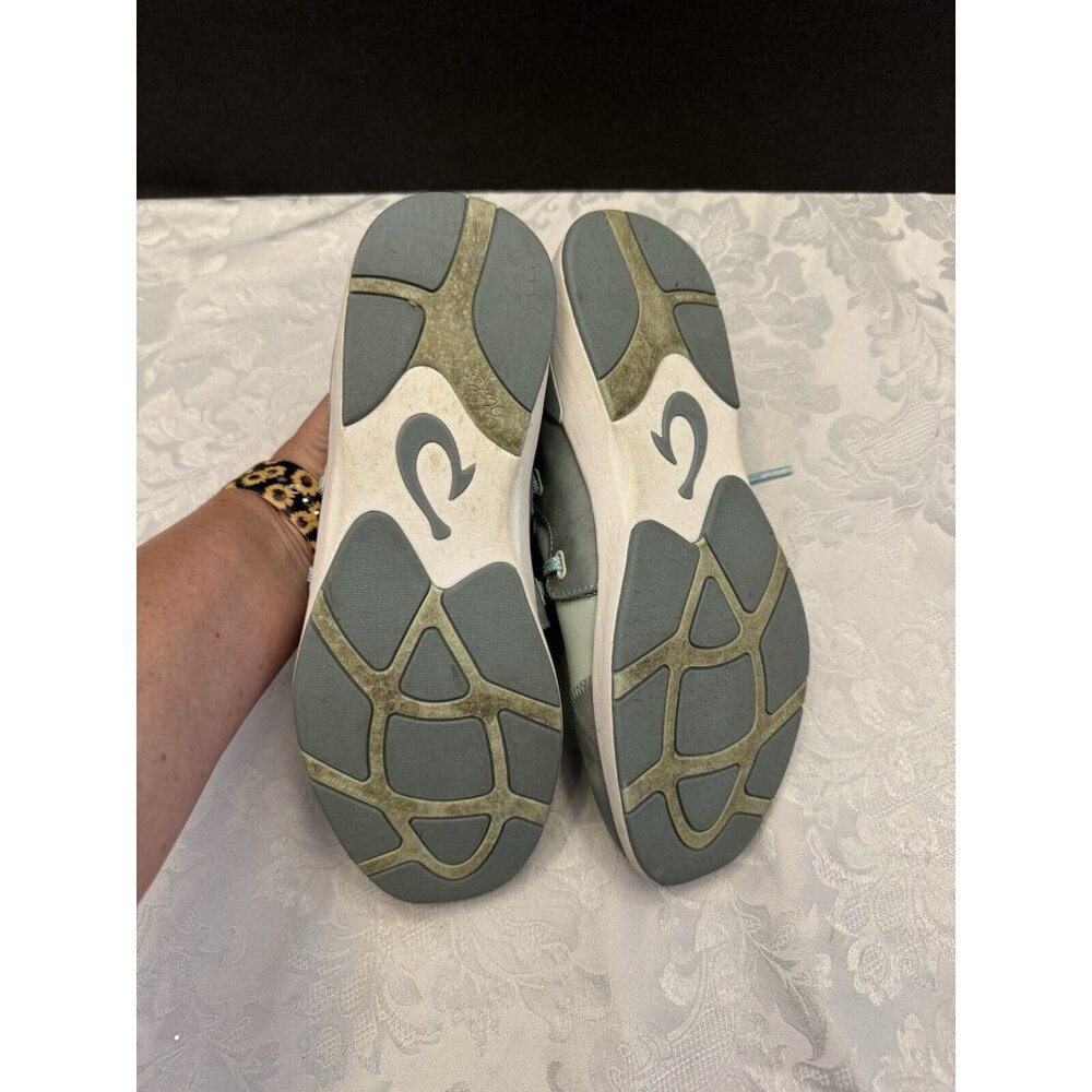 OLUKAI Miki Li Women’s Sneaker Casual Shoe Women’s Size 8 Green Blue Gray - Picture 4 of 12